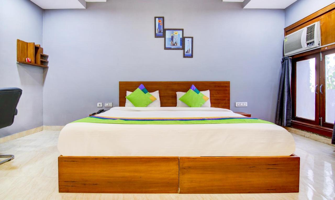 Treebo Trend Aashiyana Paradise Badshahpur Exterior foto
