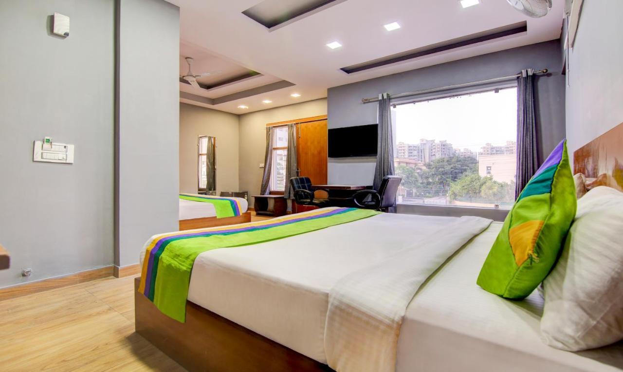Treebo Trend Aashiyana Paradise Badshahpur Exterior foto